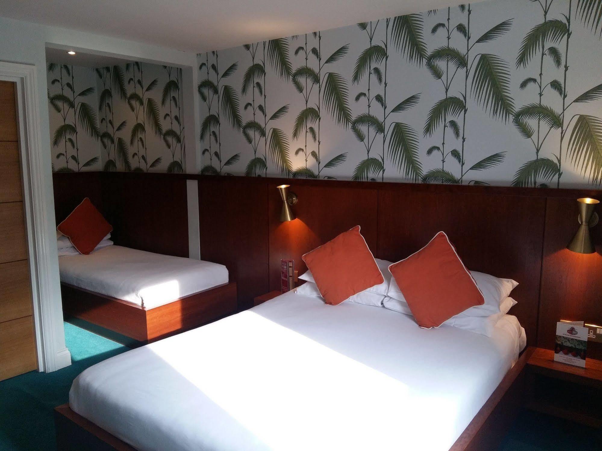 7Hotel Diner Halstead  Zewnętrze zdjęcie