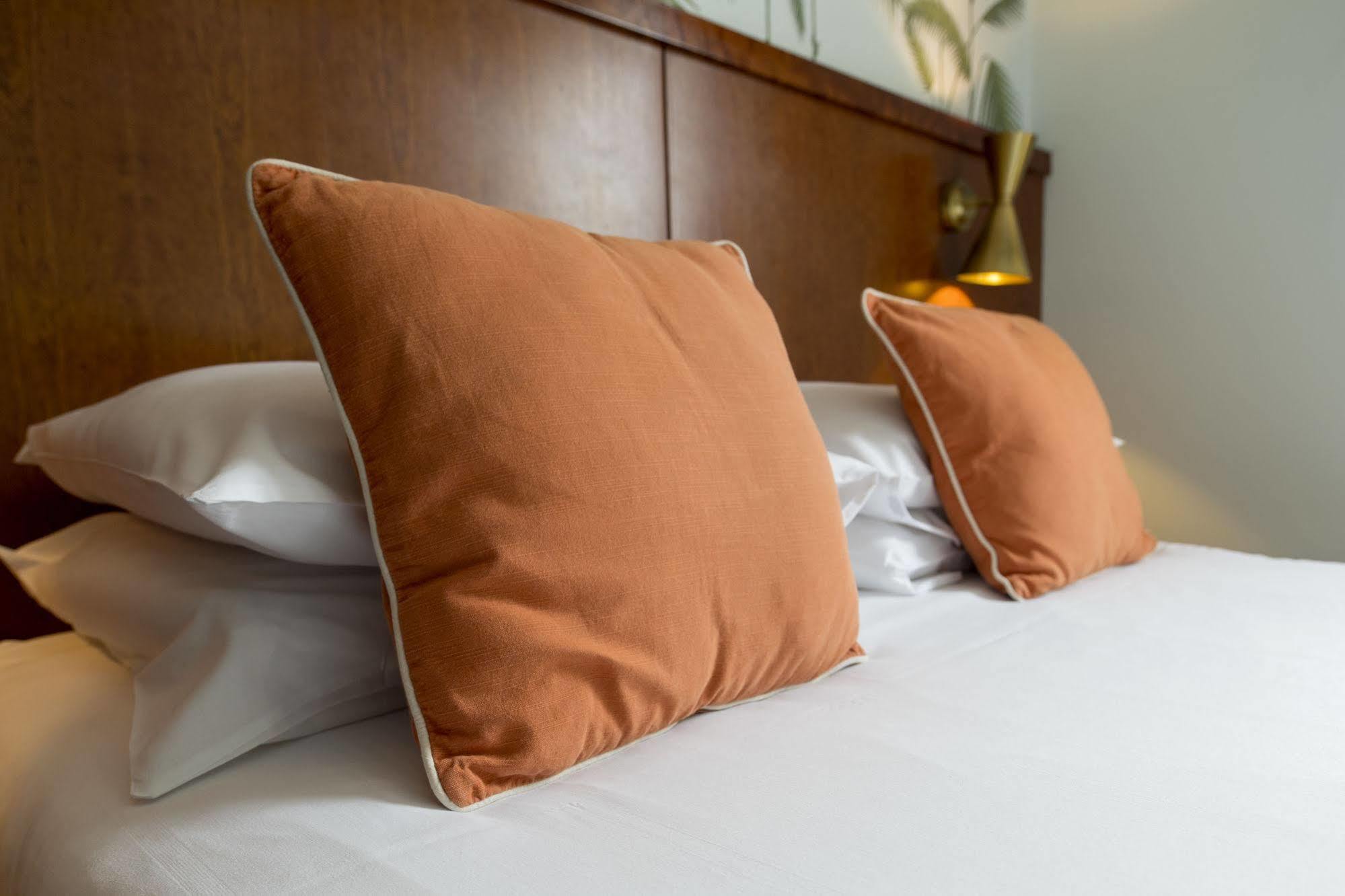 7Hotel Diner Halstead  Zewnętrze zdjęcie