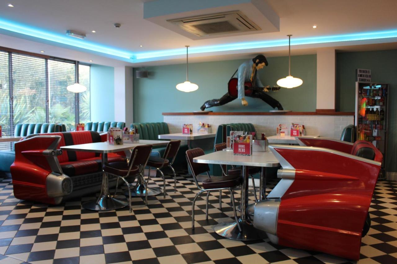 7Hotel Diner Halstead  Zewnętrze zdjęcie
