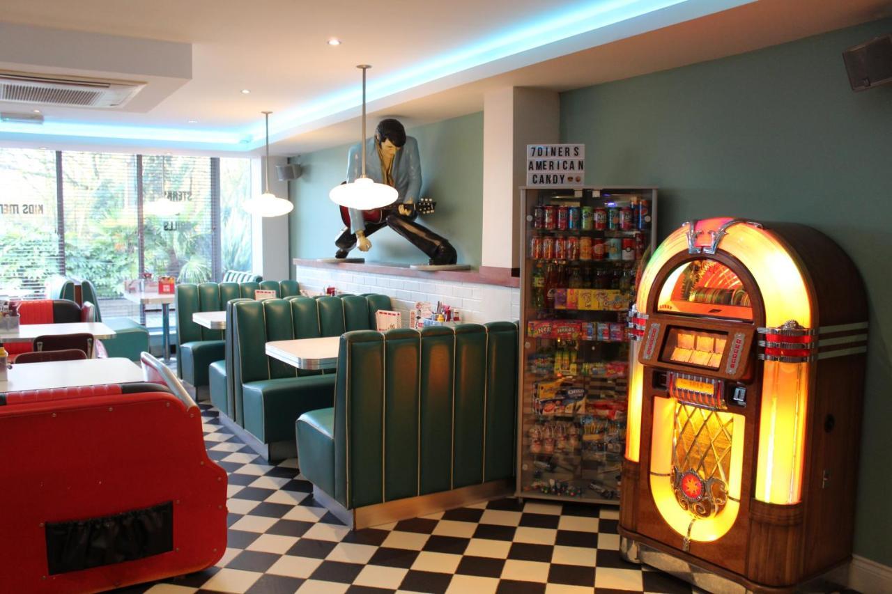 7Hotel Diner Halstead  Zewnętrze zdjęcie