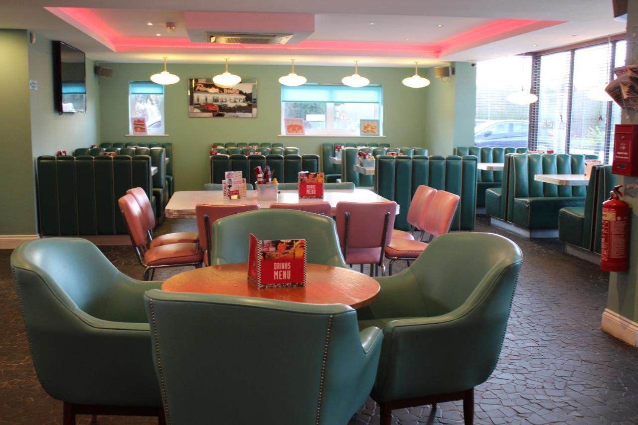 7Hotel Diner Halstead  Zewnętrze zdjęcie