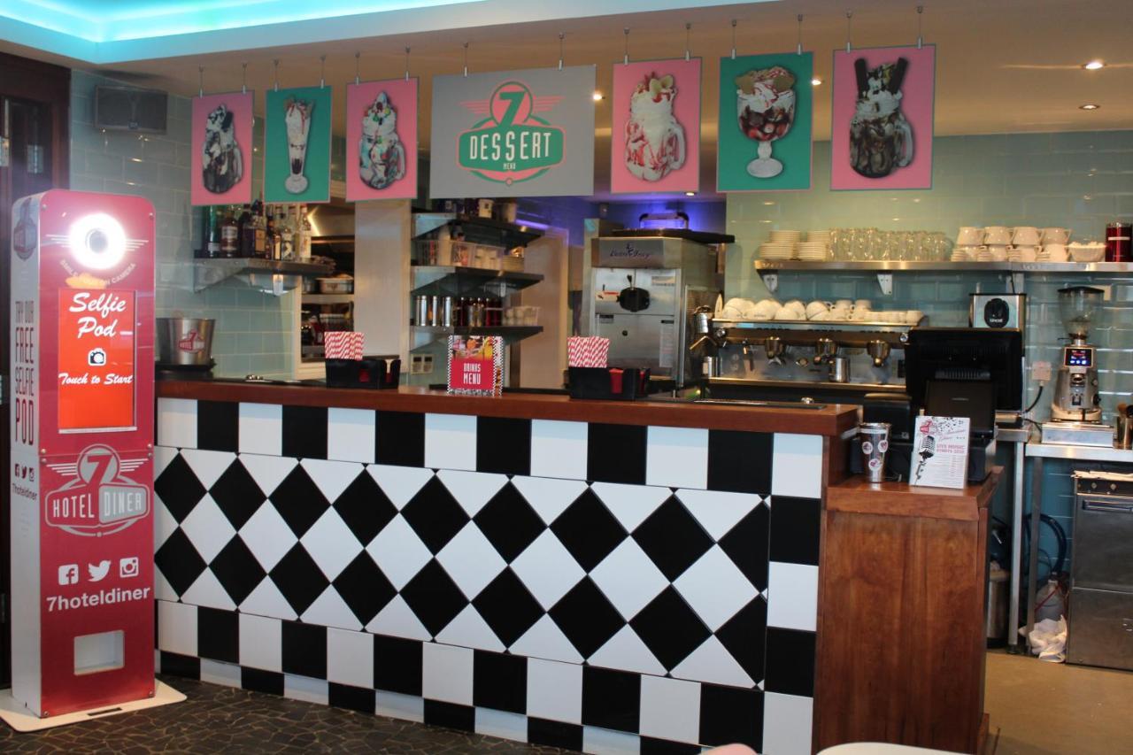 7Hotel Diner Halstead  Zewnętrze zdjęcie